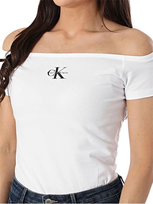 T-shirt in cotone off-shoulder Calvin Klein Jeans | LV047C203GYAA